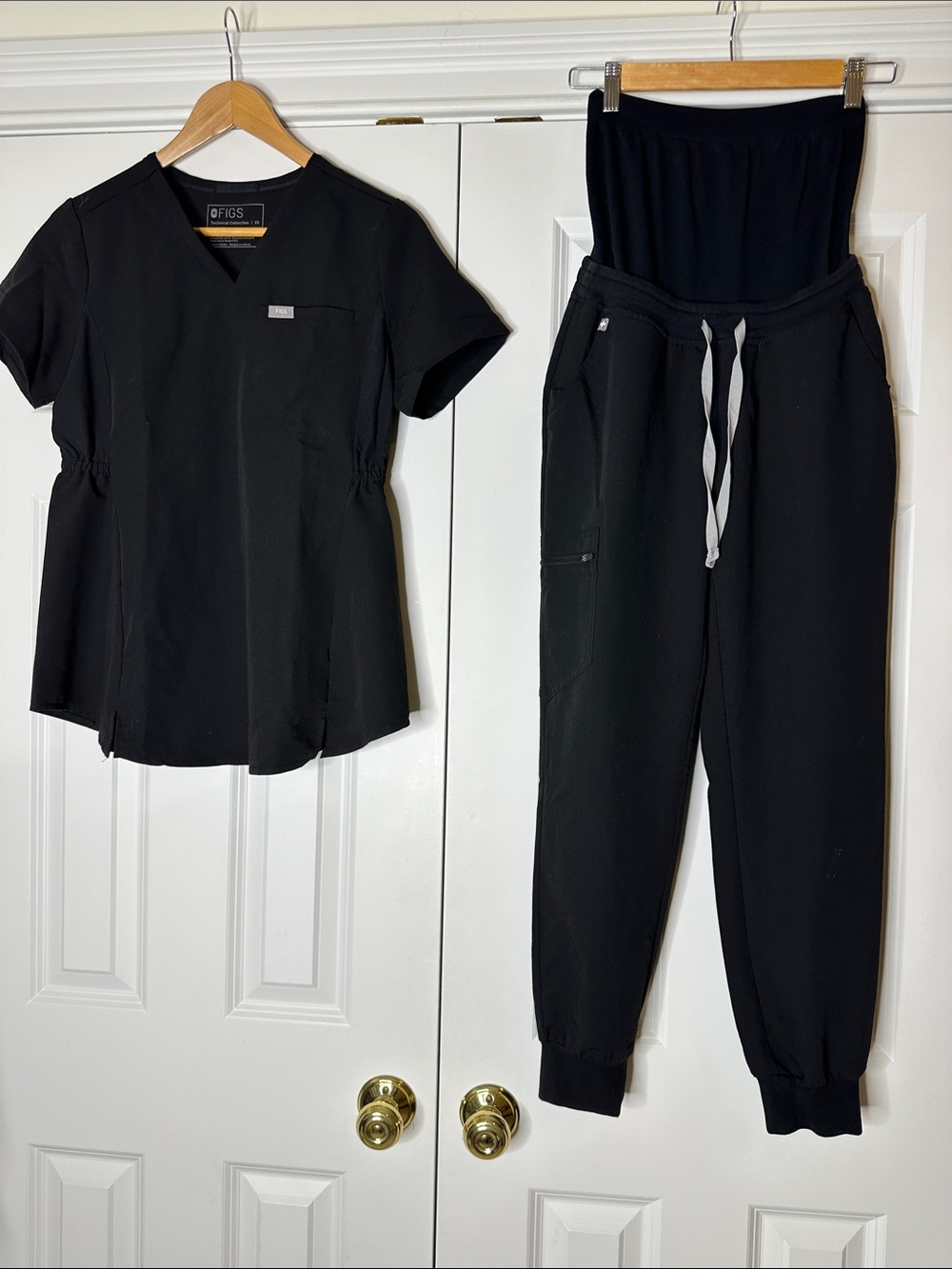 Figs Black Maternity Scrubs Set SzXS